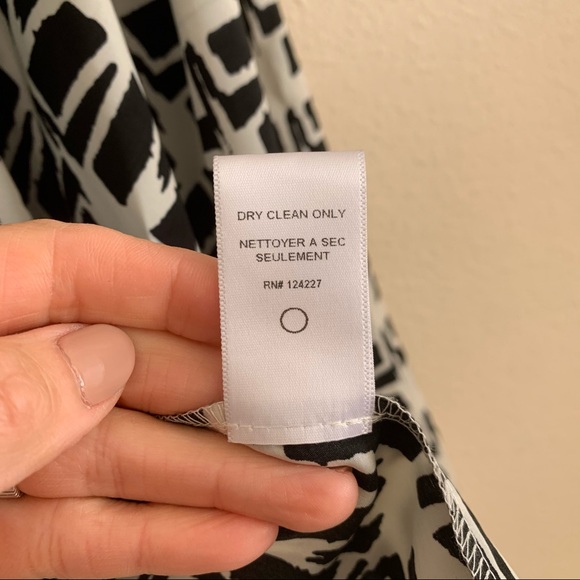 Tbags los Angeles mini dress new with a tag. - Picture 8 of 9